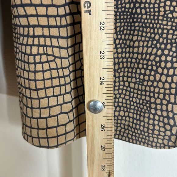 Vtg cache ladies 100% leather suede snake print double closure blazer size 2 - Picture 6 of 11